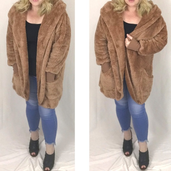 Zenana Outfitters Jackets & Blazers - PLUS Teddy Coat HOODED FAUX FUR COCOON JACKET